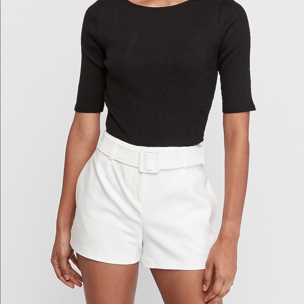 Express High Waist Belted Shorts size 10 white NWT